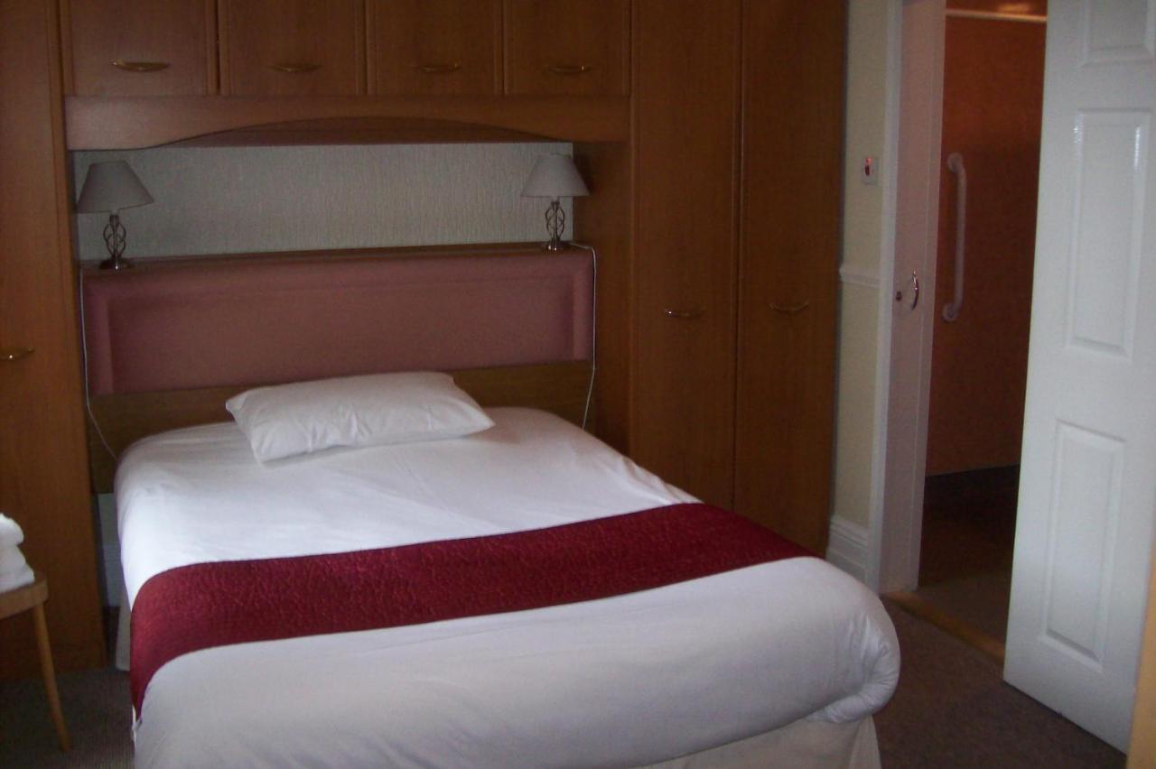 Avalon Guest Accommodation Great Yarmouth Esterno foto