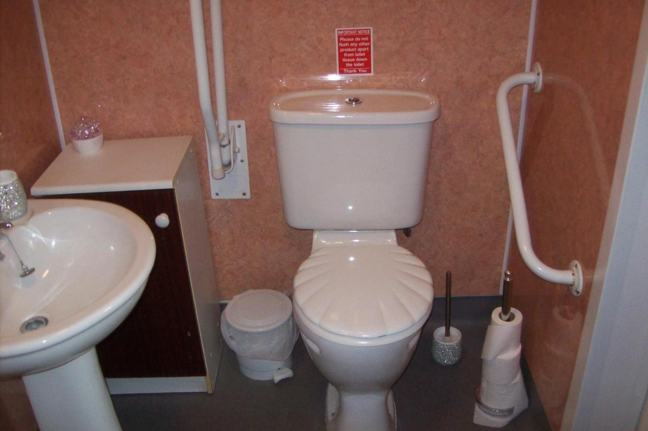 Avalon Guest Accommodation Great Yarmouth Esterno foto