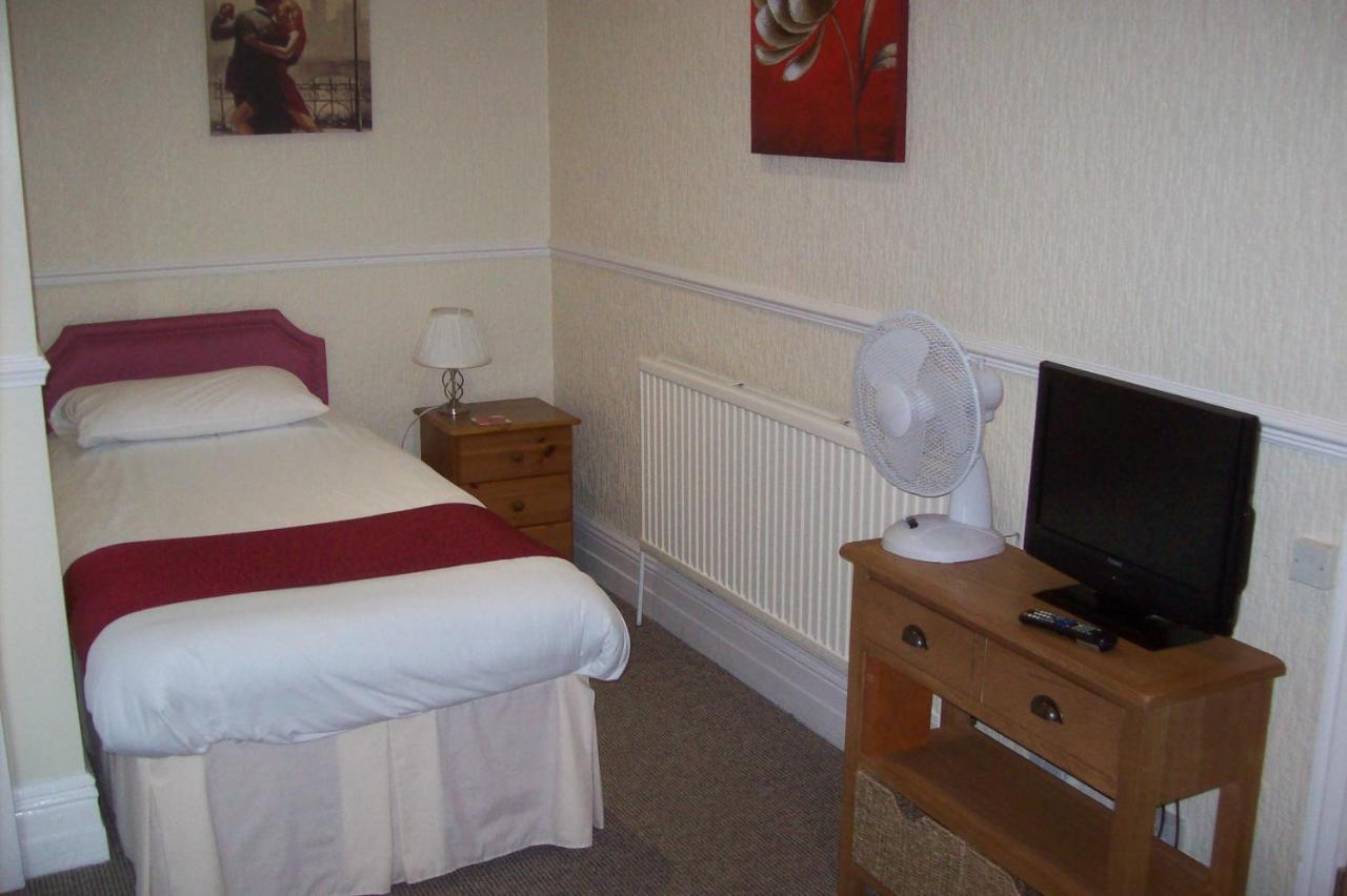 Avalon Guest Accommodation Great Yarmouth Esterno foto
