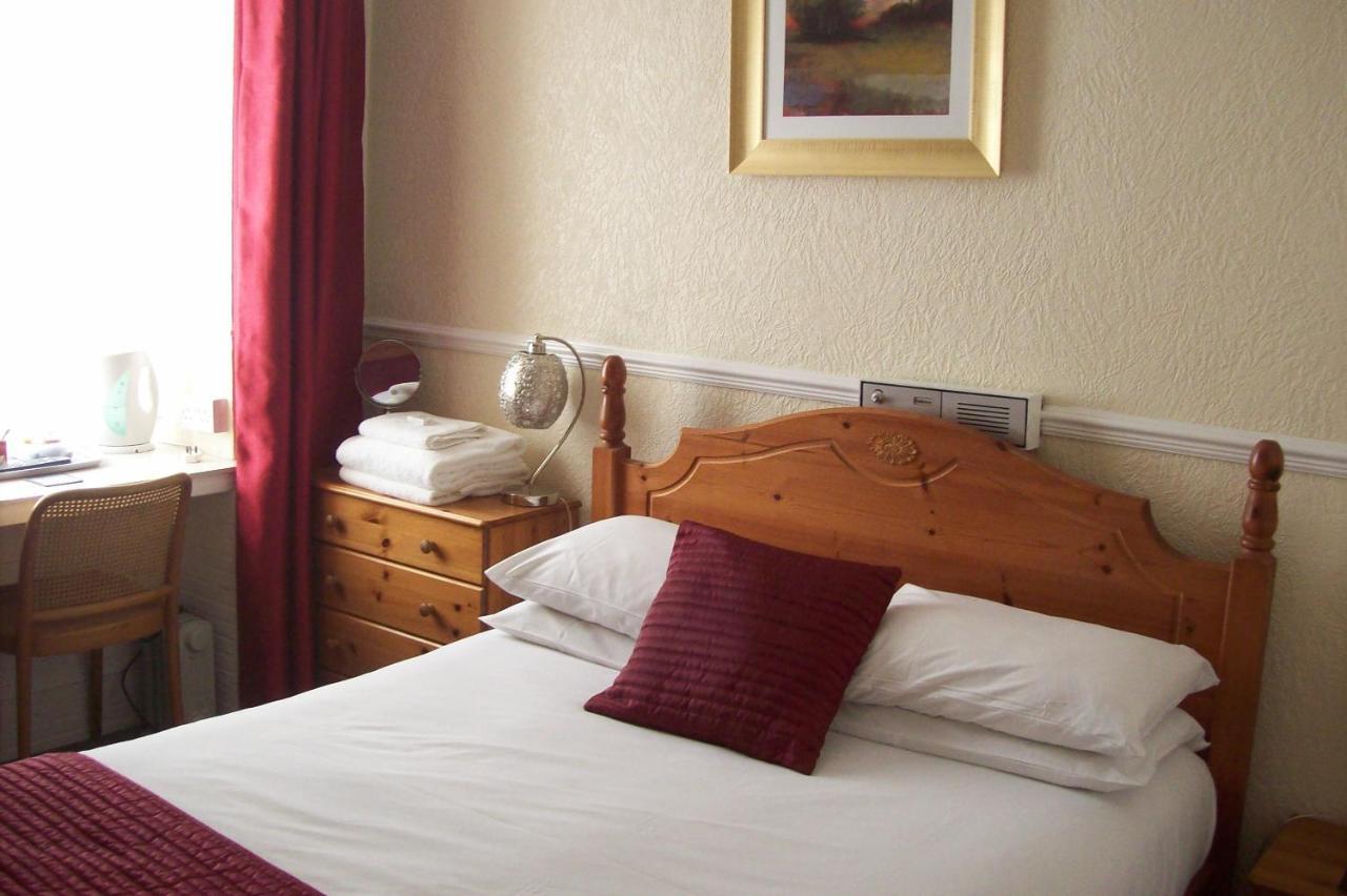 Avalon Guest Accommodation Great Yarmouth Esterno foto
